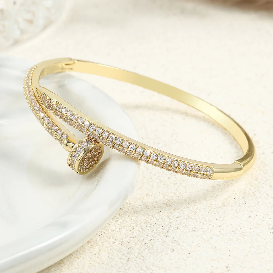 Zircon Glow Bracelet